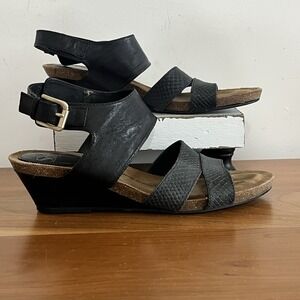 Sofft Women's Vanita Leather Buckle Wedge Sandals Black Size 8.5 M